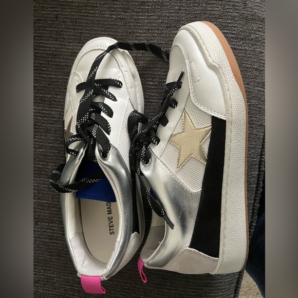 Steven Madden Sneakers size 9 - Picture 1 of 3